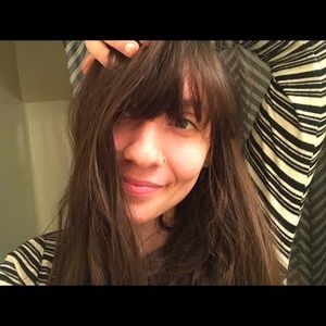 Meet your Posher, Hannah